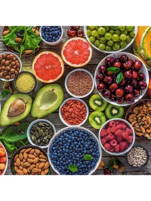 Castorland dėlionė Table Full  of Superfood 2000 det.